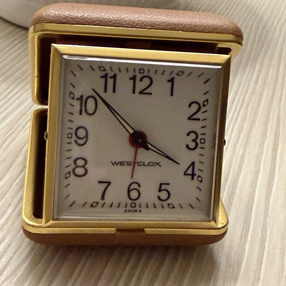 Westclox Folding Portable Travel Alarm Clock Brown Works Luminous Hands‎ Vintage